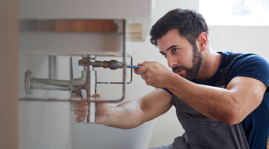 Professional sink repair services in Edgewood, IL